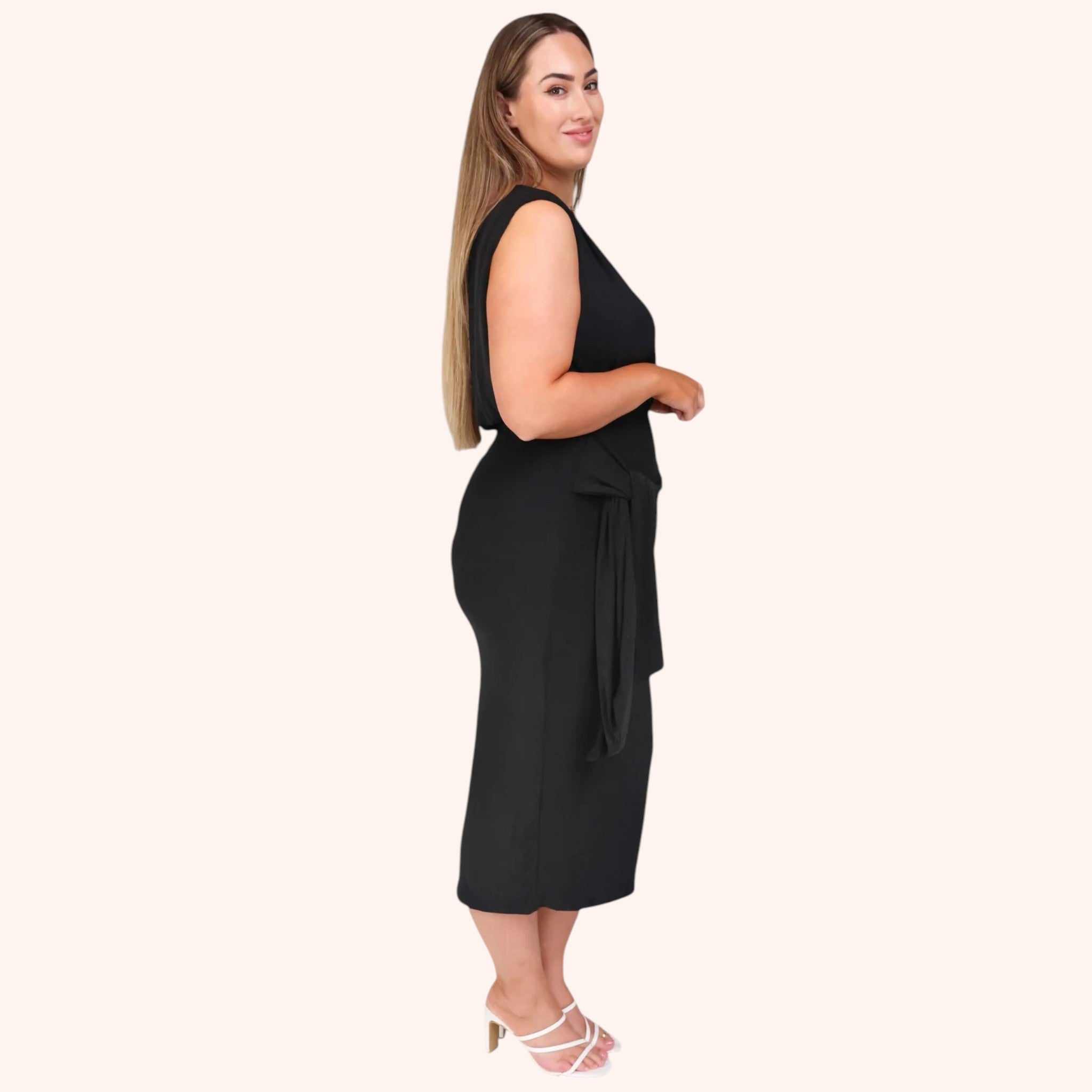 Freya - Curved Dress