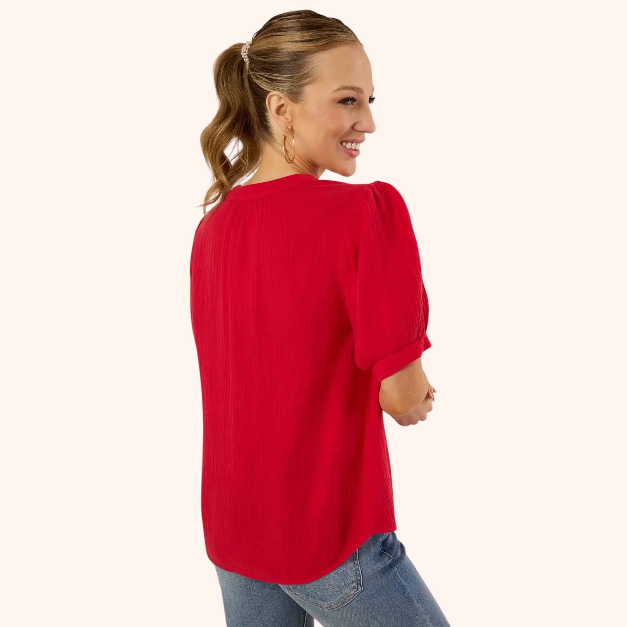 Lucy - Elegant Blouse