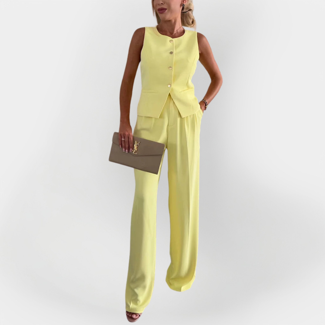 Elegant Set Pants with Sleeveless Top