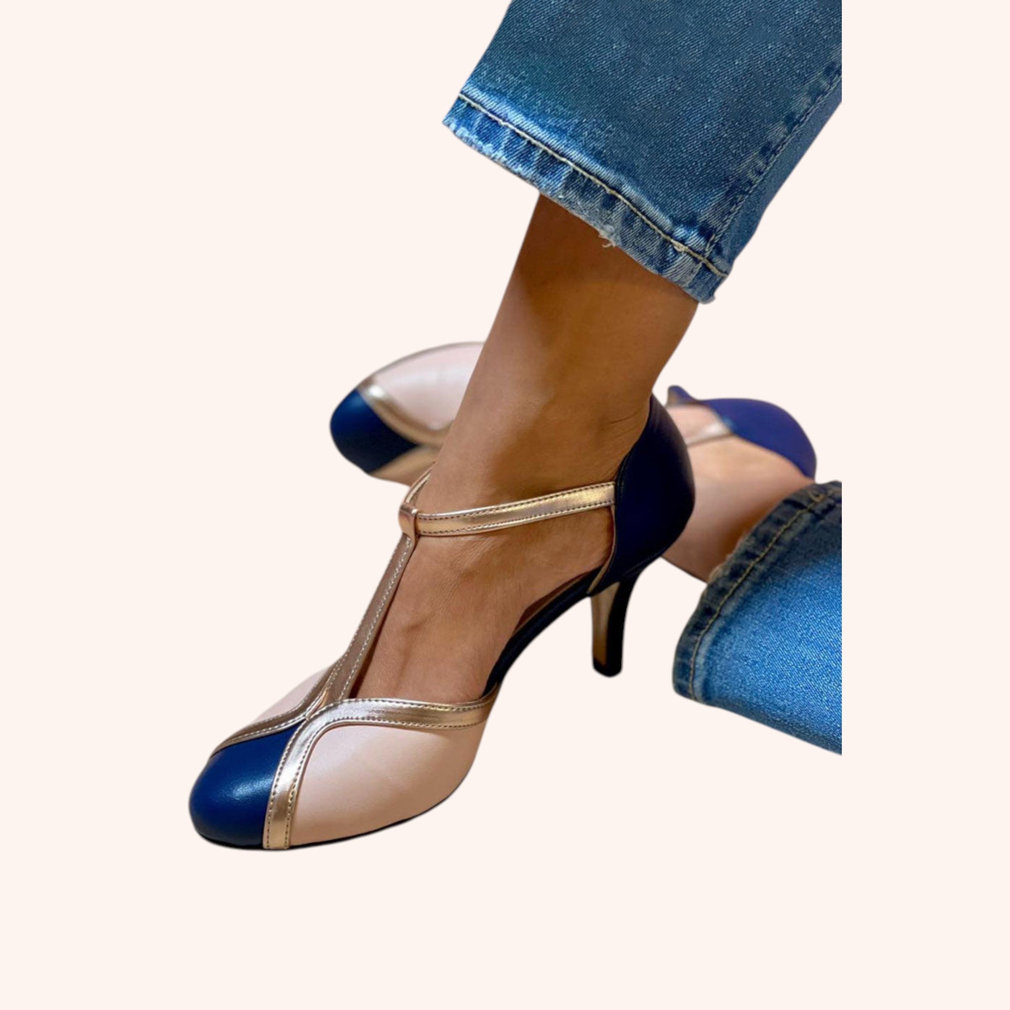 Laya T-Strap Pumps,Round Toe