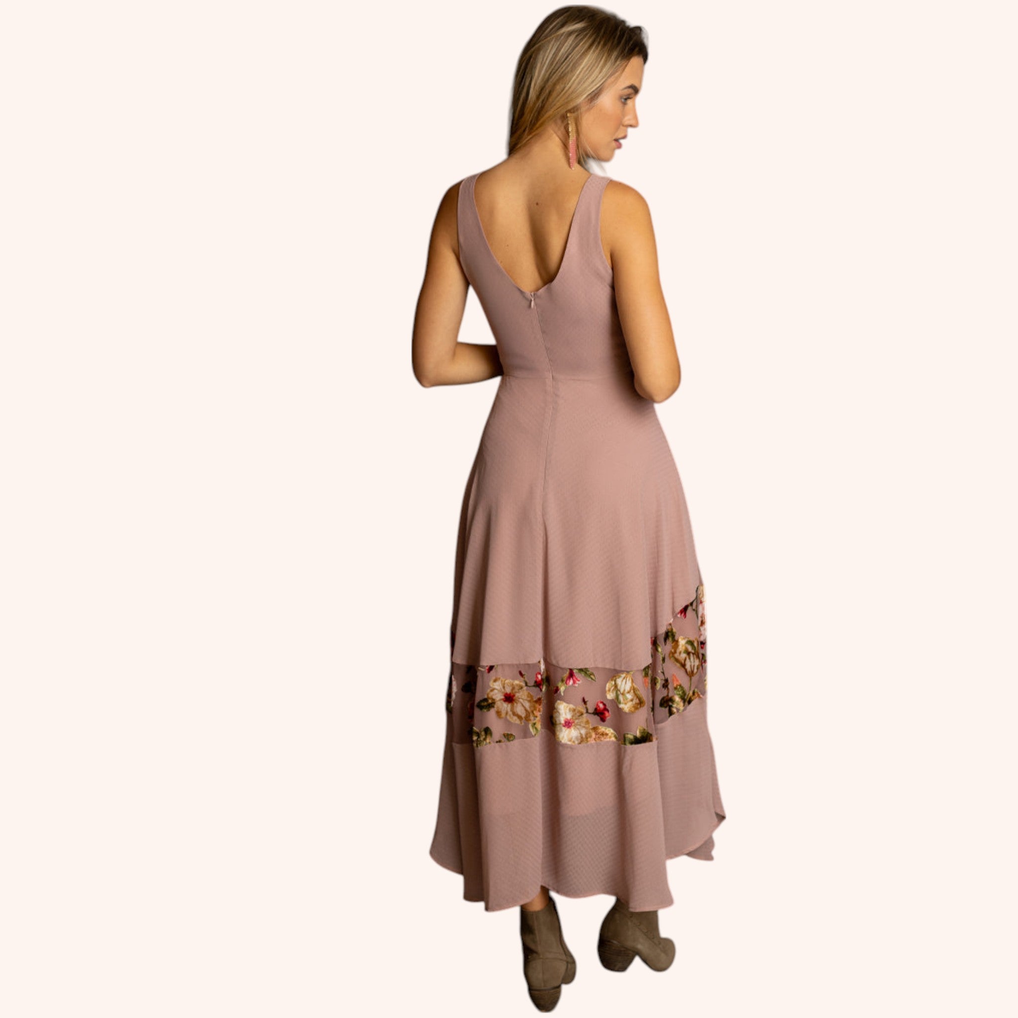 Nahri Dress in Ashe Rose